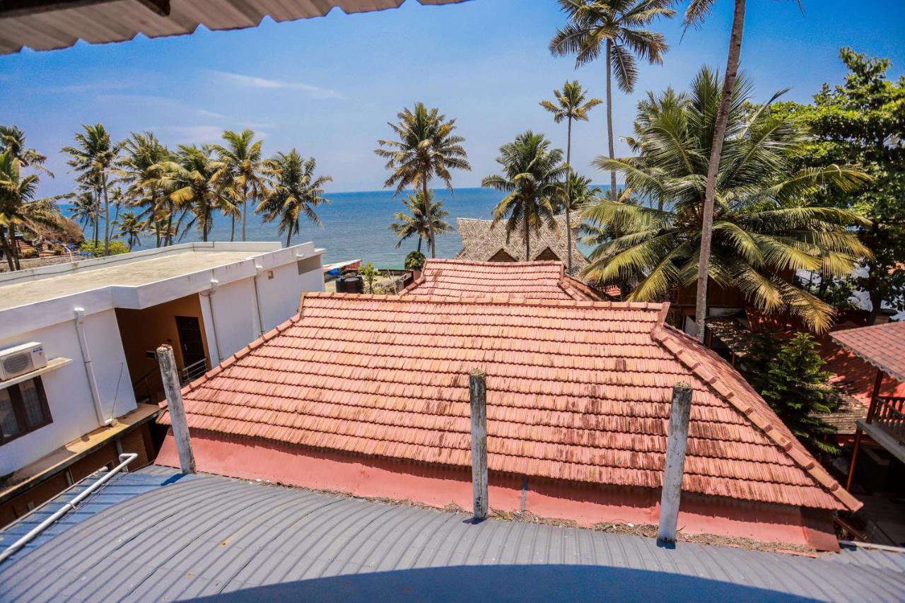 Black Beach Resort Варкала Экстерьер фото